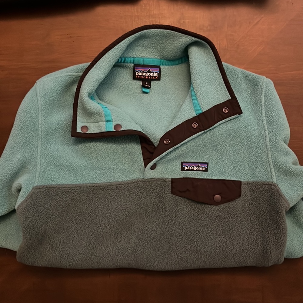 Like new Patagonia synchilla Pullover, women’s medium: teal